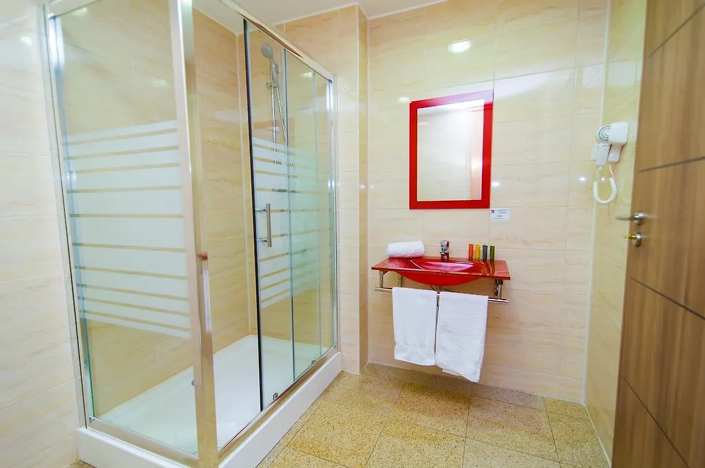 Hotel Dbh Bukurešť