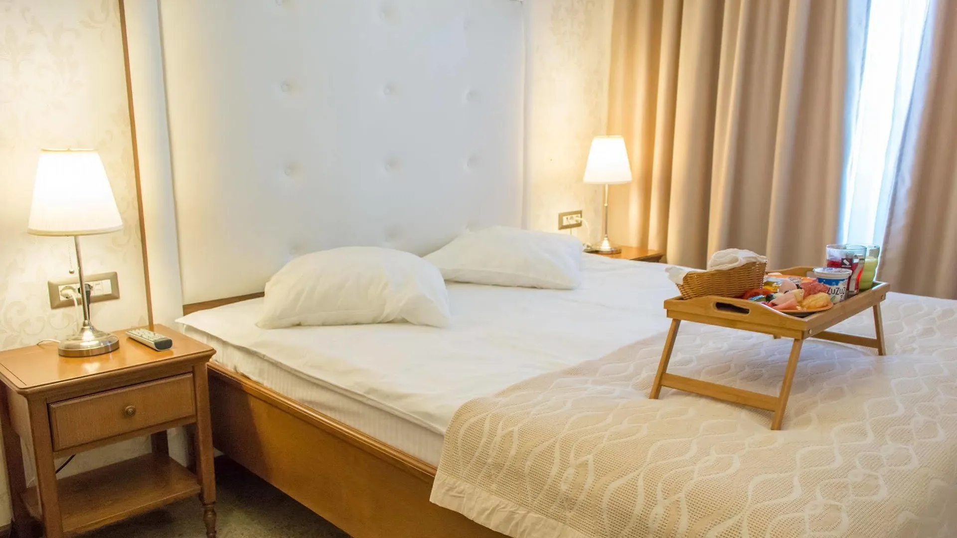 Hotel Dbh Bukurešť